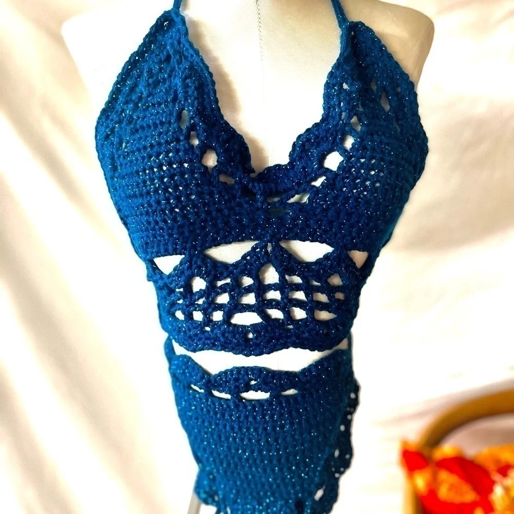 SPARKLING DARK BLUE BIKINI - Picture 9 of 13